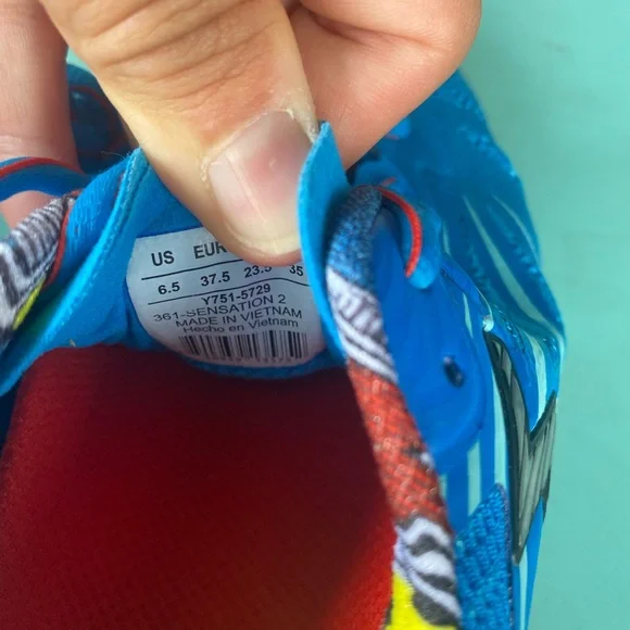 Womens 6.5 athletic shoes brand 361 EUC only worn a few times - Picture 4 of 4